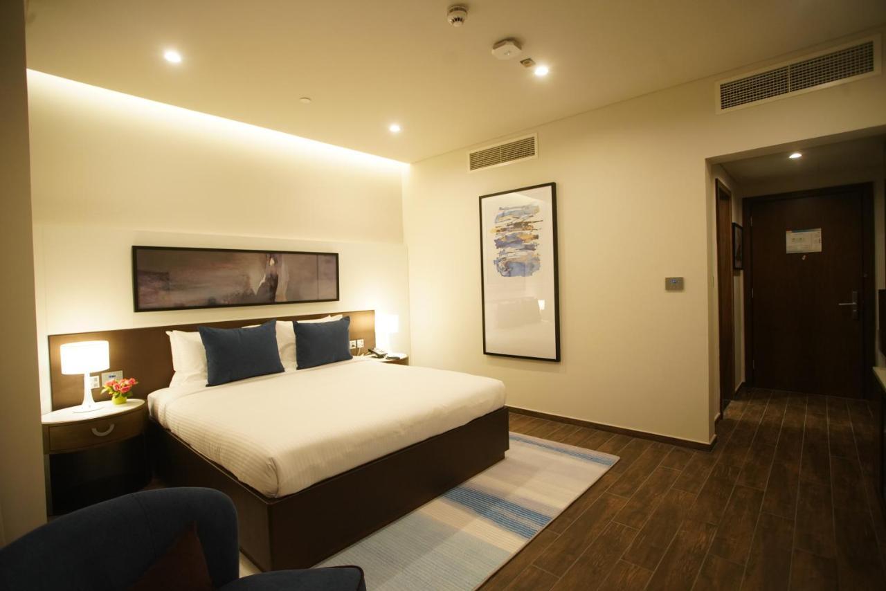 C - Hotel And Suites Doha Exterior foto